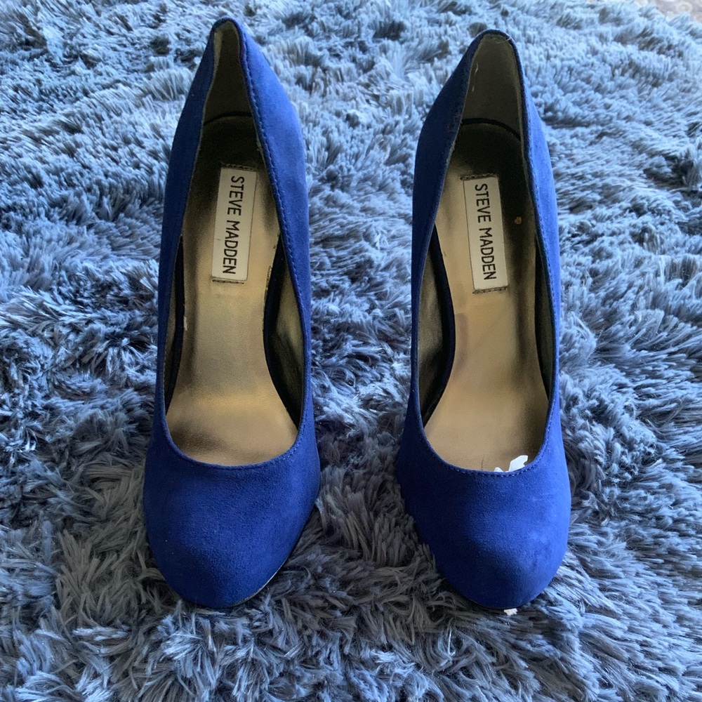 STEVE MADDEN Royal Blue Suede 7 Stiletto Heels